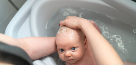 El primer baño del bebé, ¿Qué hay que hacer?