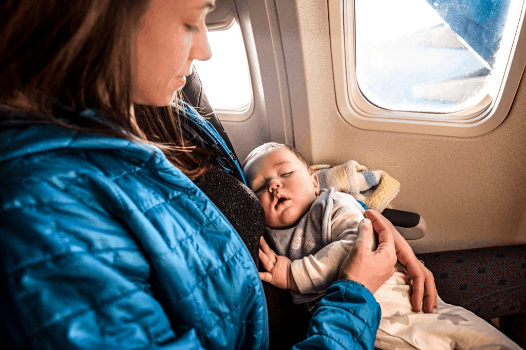 Cuándo puede un recién nacido viajar en avión